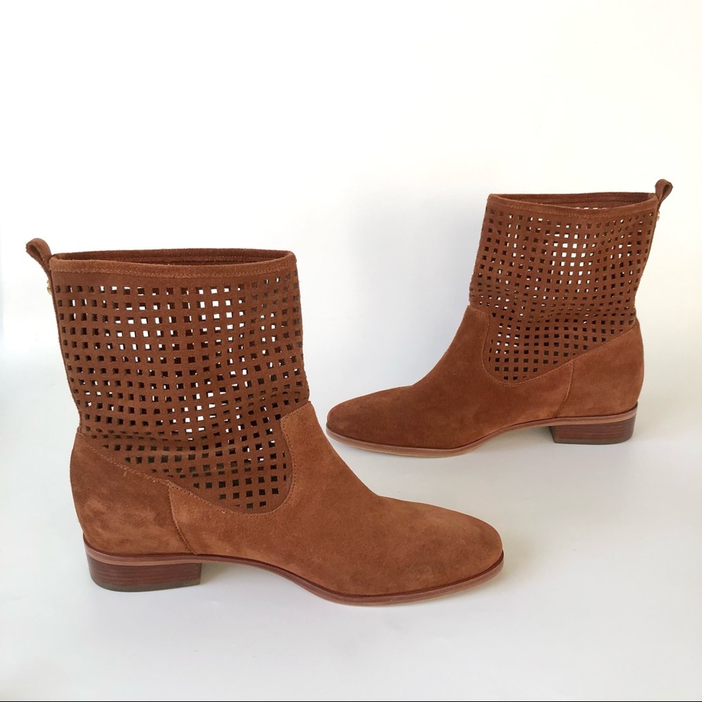 MICHAEL Michael Kors Caramel Suede Graham Ankle Boots Size 9 M - Picture 4 of 8